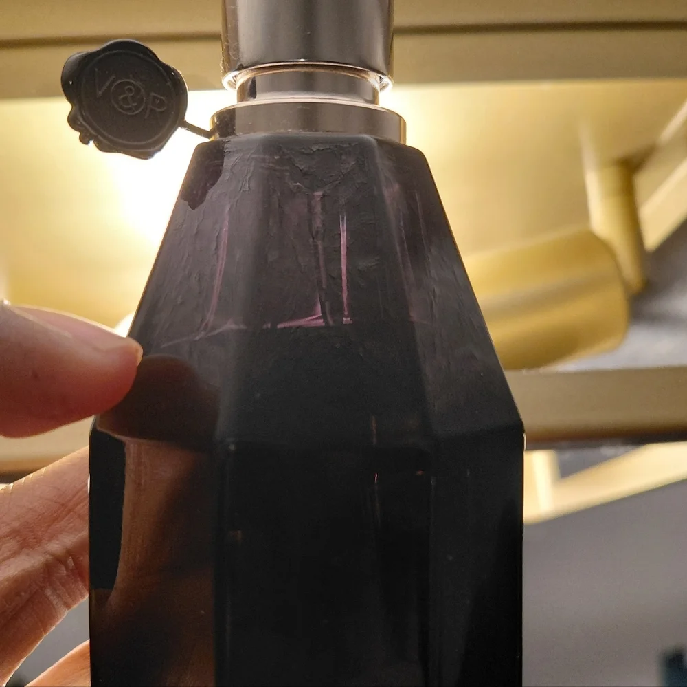 Viktor & Rolf Perfume 3.4oz Set - Picture 3 of 7